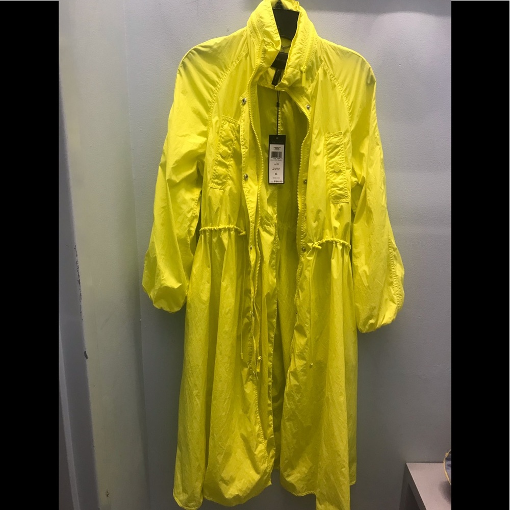 BCBGMaxAzria NWT $198 Citron Yellow Lightweight Duster BCBG